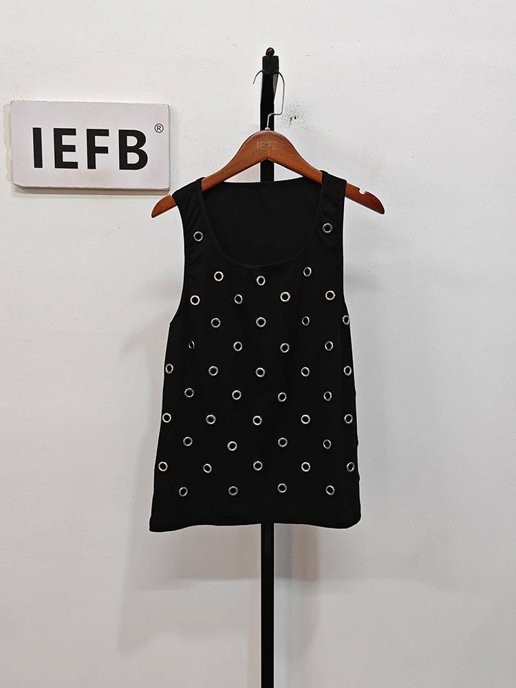 IEFB Hollow Out Vest Trend Men's Niche Design Metal Hole Personality Pullover Tank Top Korean Style Sleeveless Streetwaer 9C1564  Amaijoin