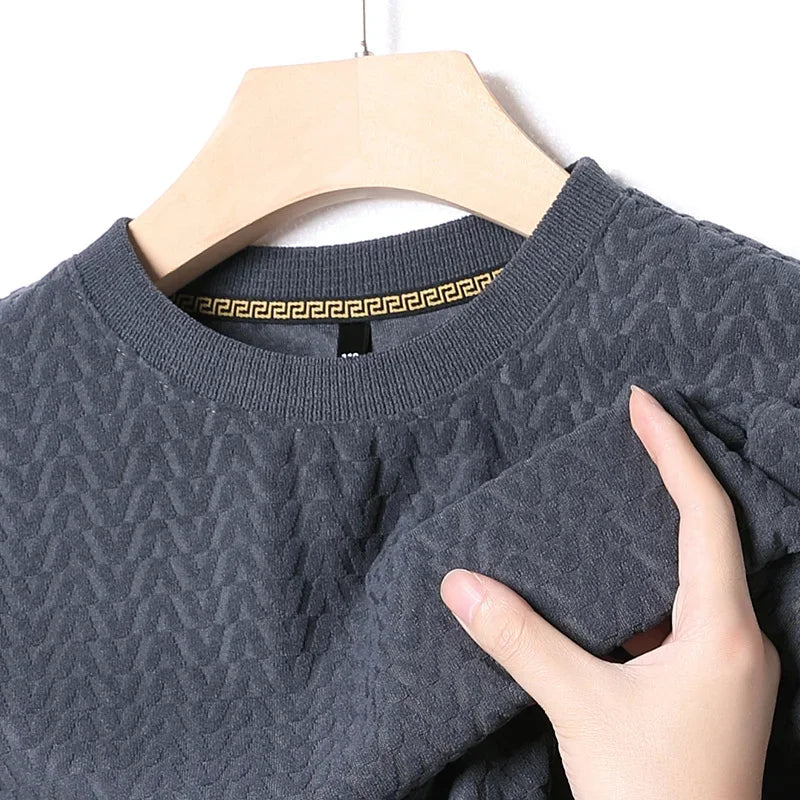 New Men's Casual Jacquard Long Sleeved Round Neck T-shirt Fashion Top  Amaijoin