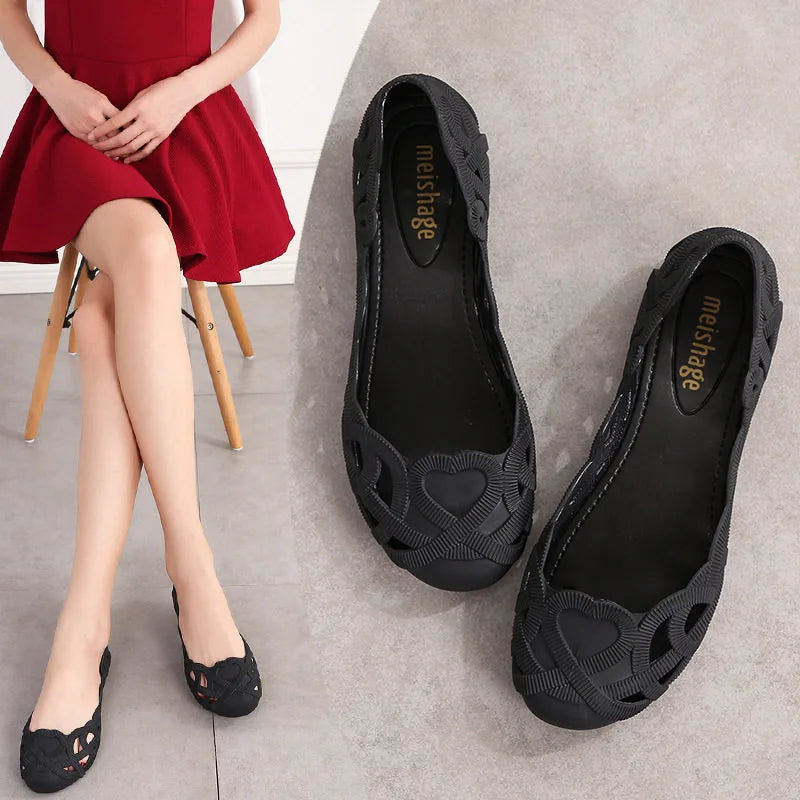 red/black jelly shoes woman round toe cutout flats anti-slip transparent pvc beach shoes female summer slip on loafers 2023  Amaijoin