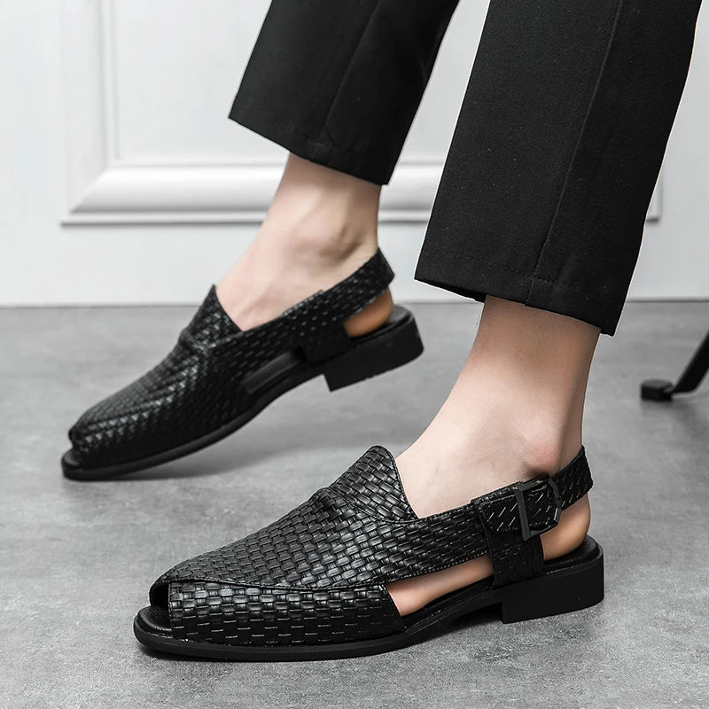 Black Sandals for Men Brown Woven Buckle Strap Men Shoes Leisure Vacation Beach Shoes Size 38-46 Luxury Breathable Garden Shoes  Amaijoin