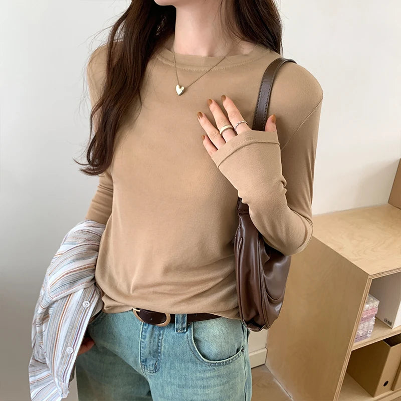 Solid Color Versatile Long Sleeve T-shirt for Women's AutumnNew Slim Fit and Slim Round Neck Underlay Top with Shoulder Underlay  Amaijoin